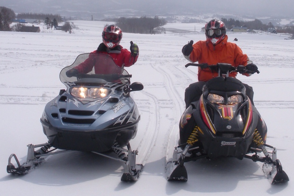 Why Choose Lofty Peaks for Your Next Snowmobiling Adventure